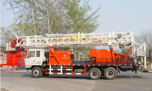 Workover Rig (Service Rig)